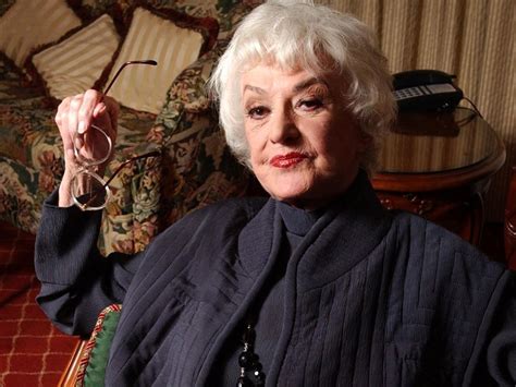 bea arthur naked|See The Topless Bea Arthur Painting That Sold For Almost $2。